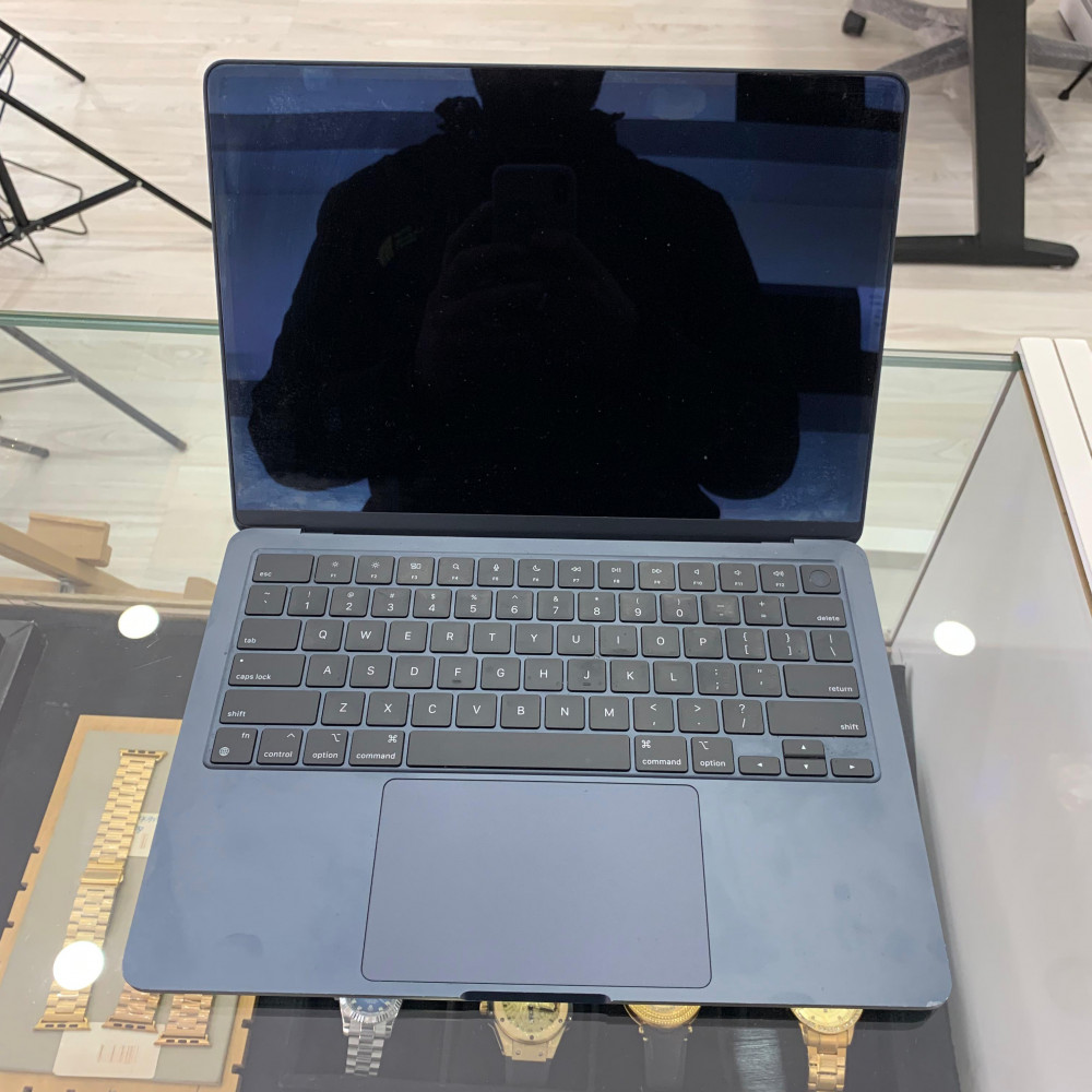 13-inch MacBook Air Apple M2, 256GB - Space Gray