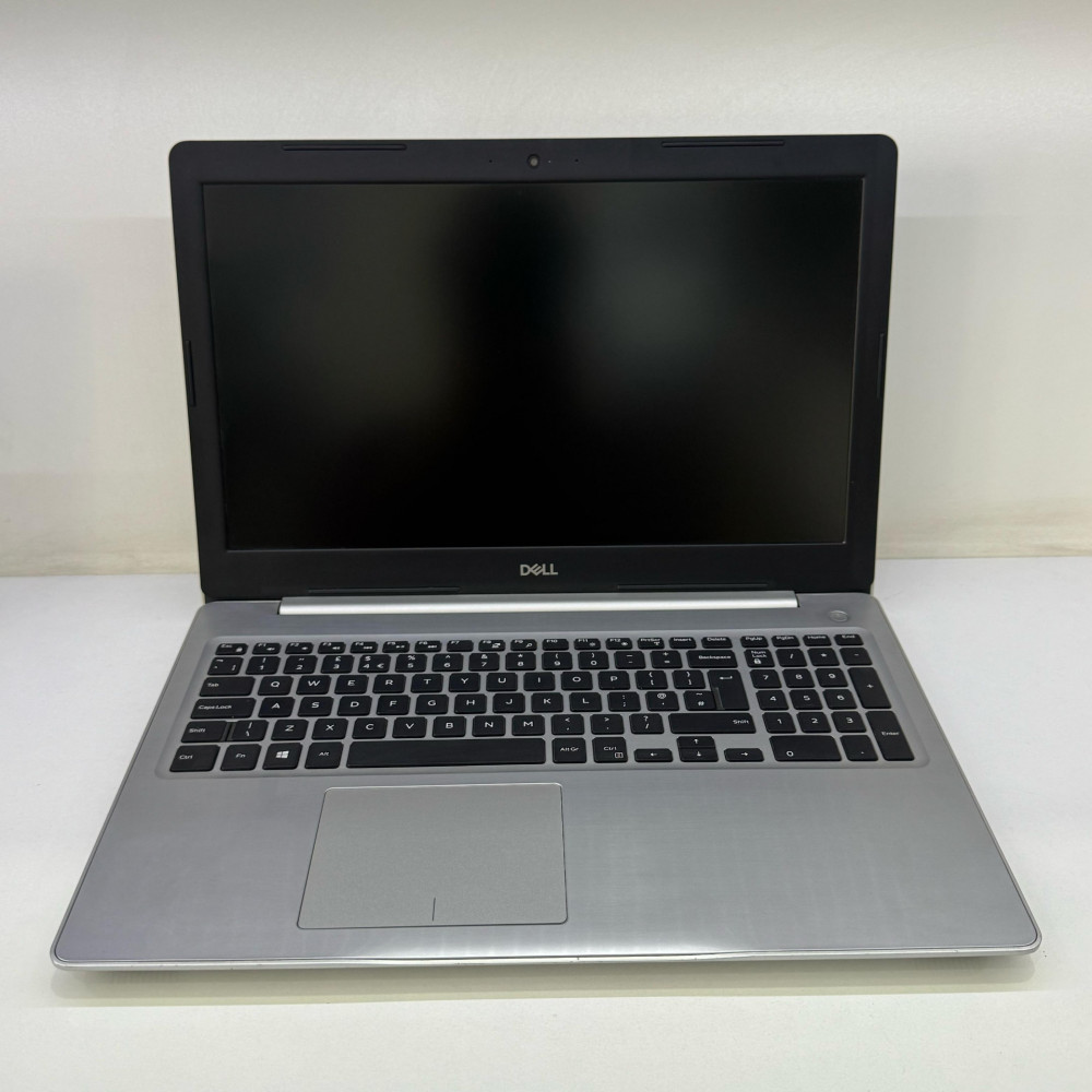 Dell Inspiron Intel Core i5 8. Nesil 4GB RAM 128GB SSD 1TB HDD AMD Radeon 530 Grafik Kartı 4GB