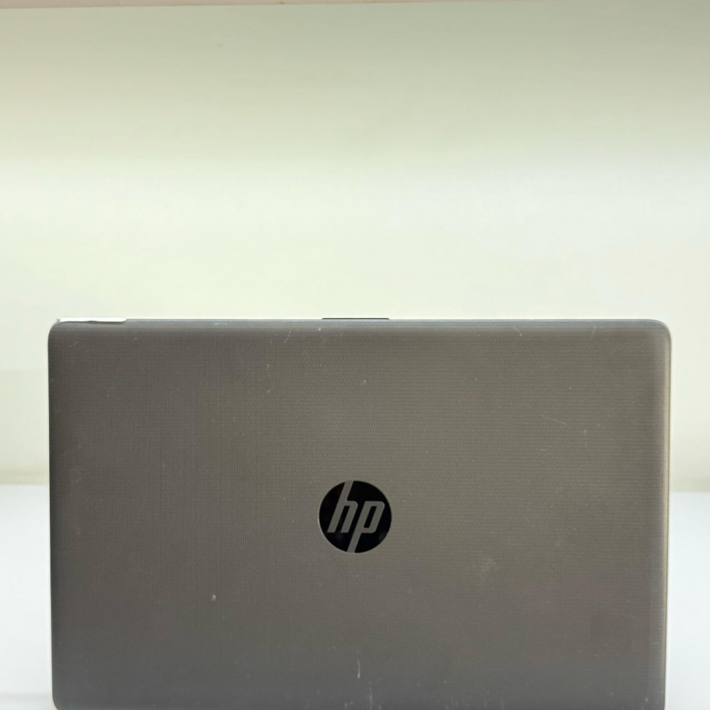 HP 255 G7 Ryzen 3 2200U 4GB RAM 256GB SSD